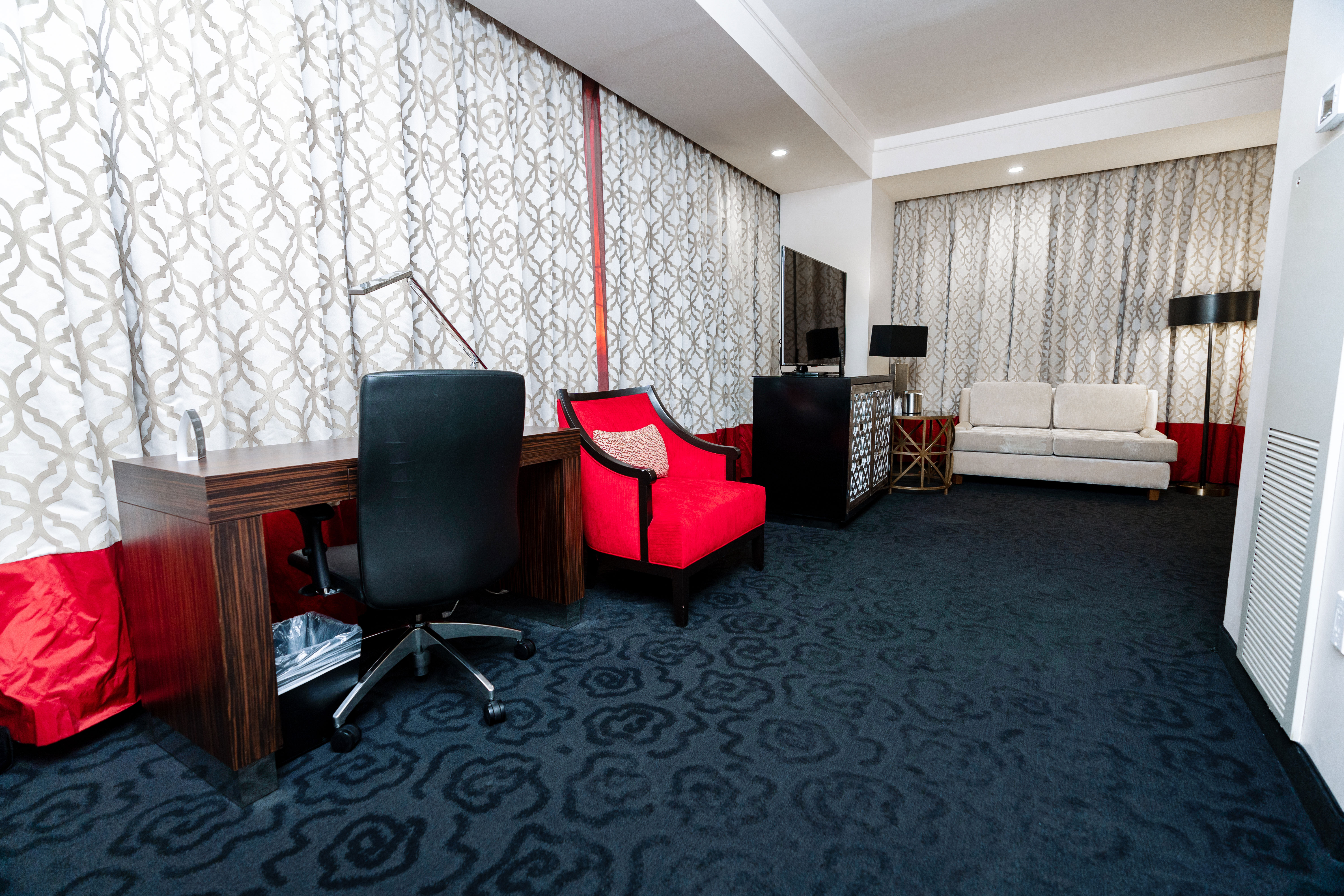 Ahern Luxury Boutique Hotel — photo 48 of 60