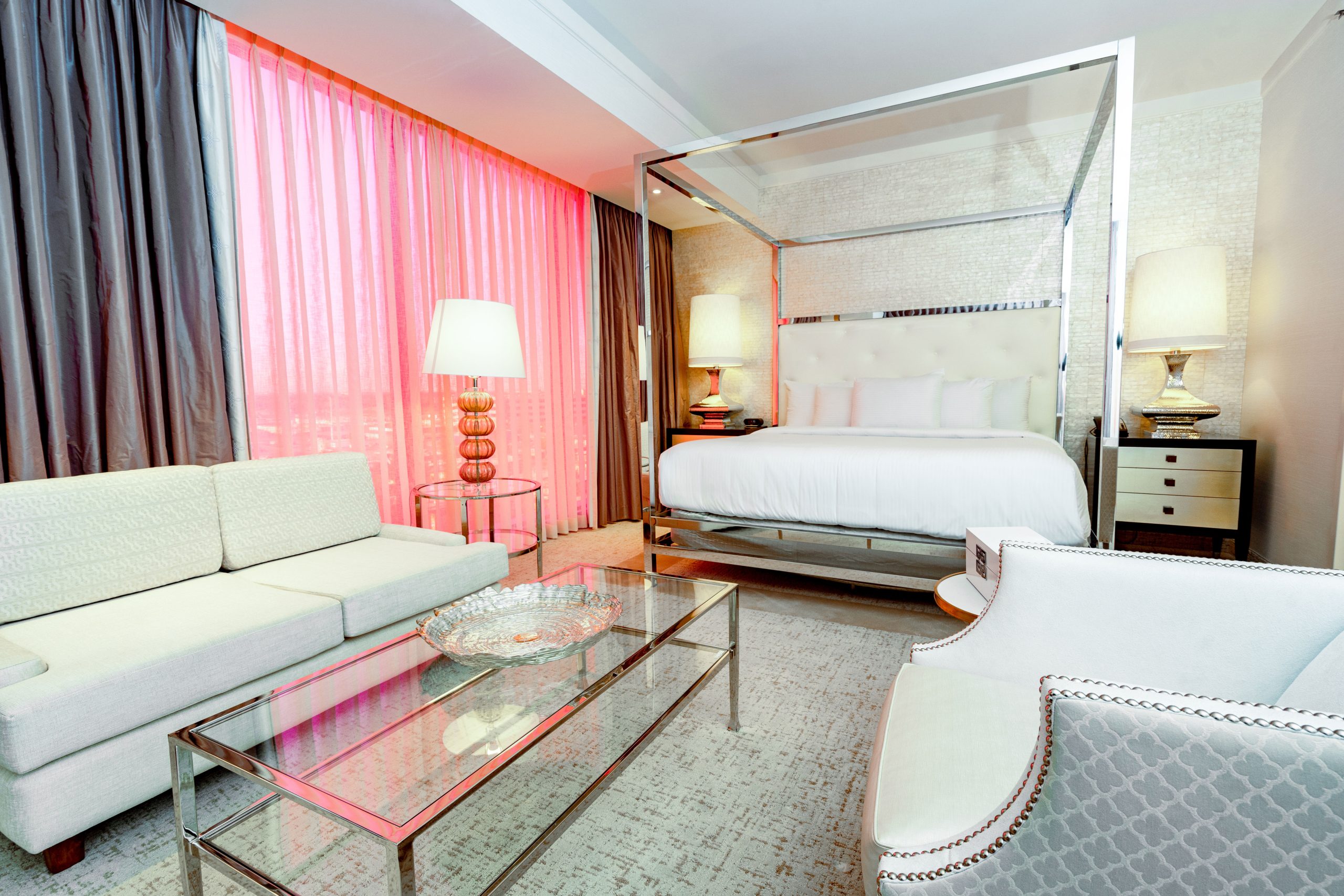 Hotel Rooms in Las Vegas, The Luxury King Room